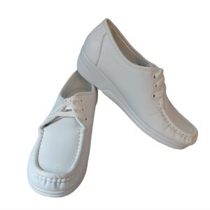 NEW Nurse Mates White Women's Oxford Wedge Size 9 WW Comfort Shoes